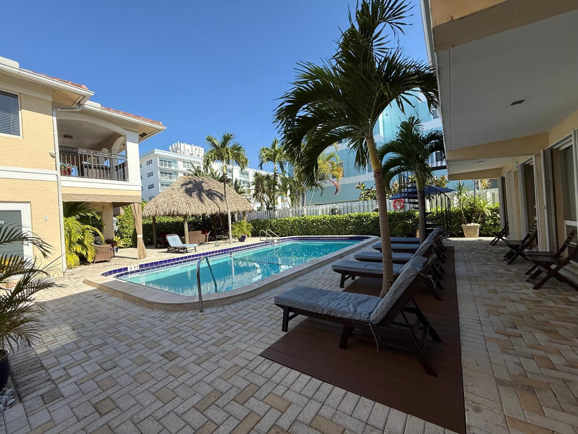 Aqualina * Fort Lauderdale